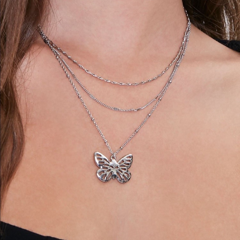 New Silver Layered‎ Butterfly Choker & Necklace 90's Y2K Inspired Reminiscent